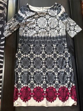 Black & White Patterned abstract Dress with Pink Border